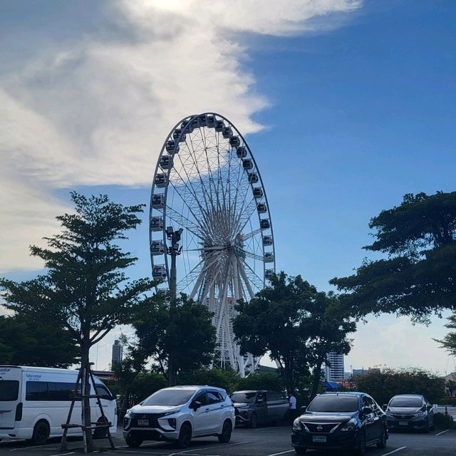 酒店有私家碼頭出入，去摩天師夜市十分鐘好方便