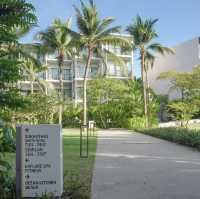 Le Meridien Phuket Mai Khao Beach Resort