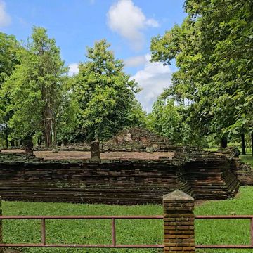 วัดป่าสัก โบราณสถานวัดร้างเชียงแสน วัดป่าสัก โบราณสถานวัดร้างเชียงแสน