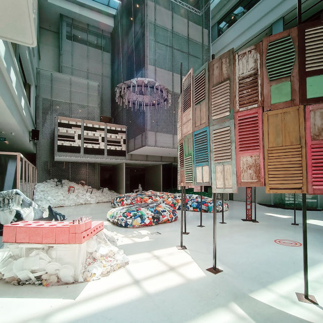 Visit this Design Museum revealing the Wonders of Art!