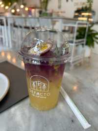 📌🍕🍹DE FACTO CAFE AND EATERY