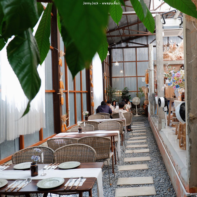 #ร้านปาฎี #คาเฟ่ระยอง #ธีมฤดูกาลเก็บเกี่ยวข้าวโพด 