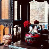"Mamee Jonker House: A Fun-Filled Tour of Snack Production and Souvenirs"