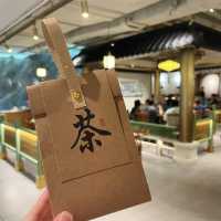 走進古雅的上海名居。細味經典上海美食