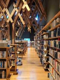 【高知】雲の上の図書館