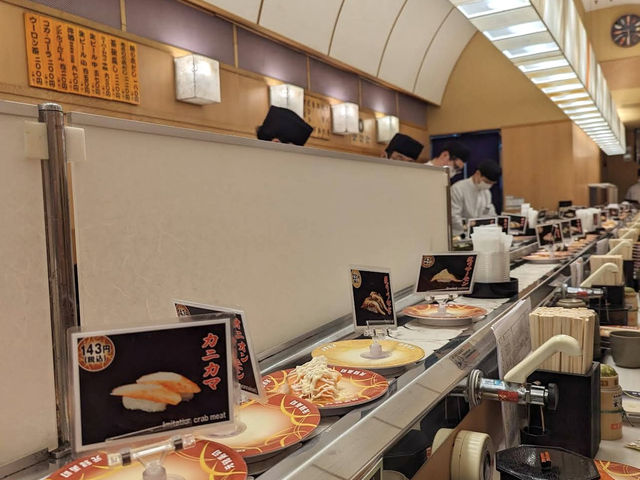 Genrokuzushi ร้านซูชิสายพานย่านโดทงโบริ