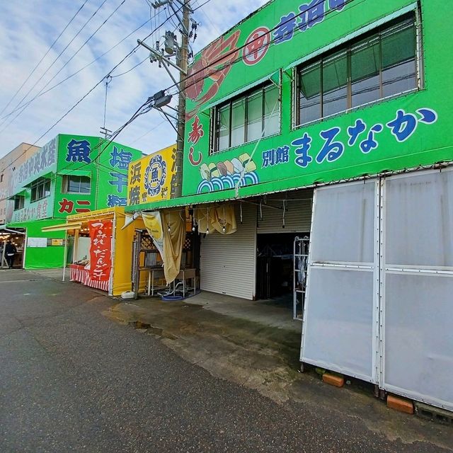 【寺泊魚の市場通り:新潟県長岡市】新鮮な海鮮をお腹いっぱい食べよう🐟