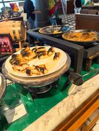 「橫濱洲際酒廊：無限供應飲品，晚上有現做Pizza」