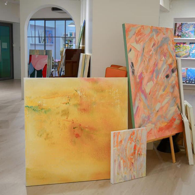 ไปวาดรูปฮีลใจกับคลาส Acrylic Painting Class 🎈🧡
