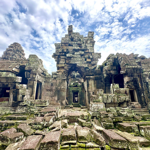 【カンボジア/シェムリアップ】静かな佇まいが魅力のシェムリアップのバンテアイ・クデイ寺院