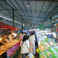 ตลาดประมงพื้นบ้านอ่างศิลา