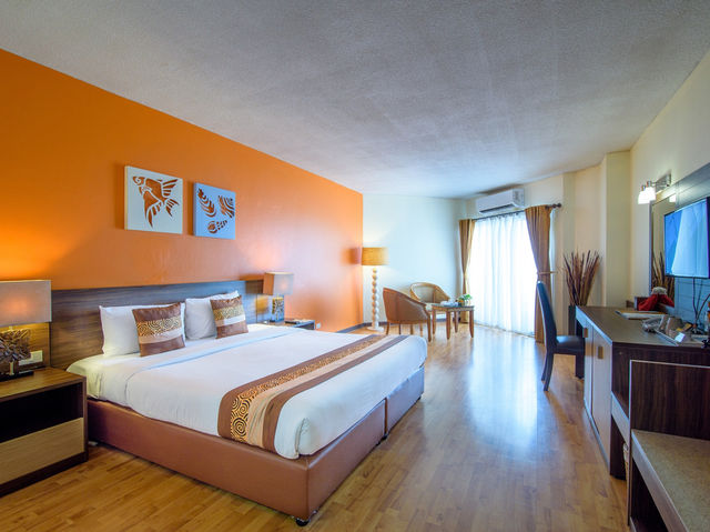 Golden Beach Cha-Am Hotel 