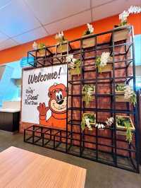 A&W Ayer Keroh: A Classic Stop for Comfort Food