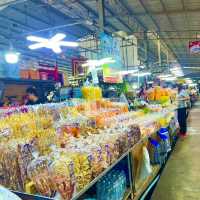 ตลาดประมงพื้นบ้านอ่างศิลา