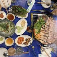 【韓国・ソウル🇰🇷】お肉以外食べ放題！おしゃれミネリサムギョプサル！