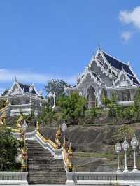 วัดแก้วโกรวาราม วัดสวยกระบี่