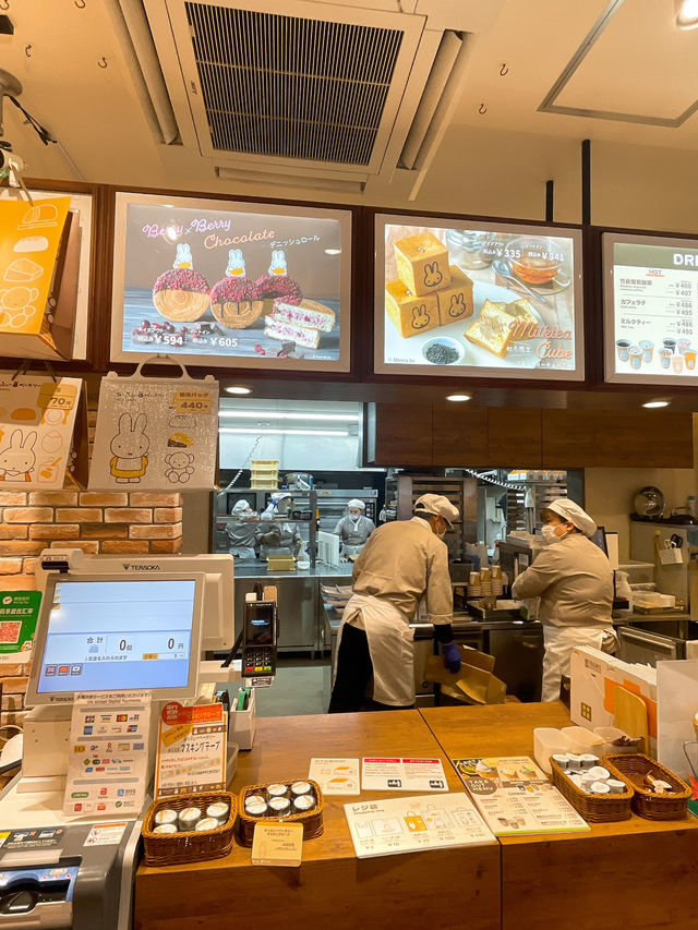【湯布院】可愛い✨ミッフィーのパン屋さん✨