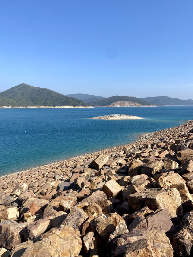 🥾探索香港的徒步聖地~麥里浩徑😎🚶♂️ 🥾探索香港的徒步聖地~麥里浩徑😎🚶♂️