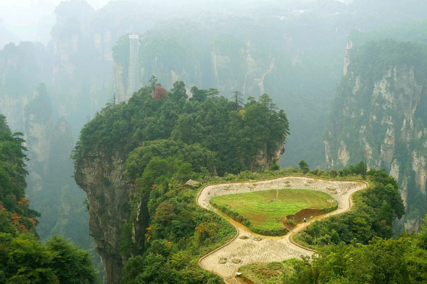 中国】圧倒的スケール！武陵源の絶景中の絶景「空中庭園