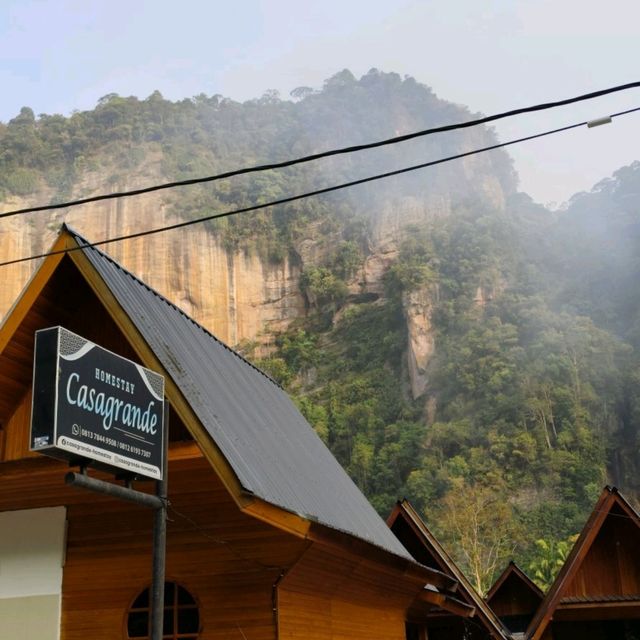 "Lembah Harau: A Tranquil Escape into Indonesia's Natural Wonderland"