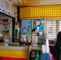 台灣花蓮_小叮噹冷飲店＆小吃店_超美味隱藏版鹽酥雞滷肉飯