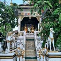 ชมศิลปะไทใหญ่ผสมศิลปะล้านนาที่วัดมิ่งเมือง