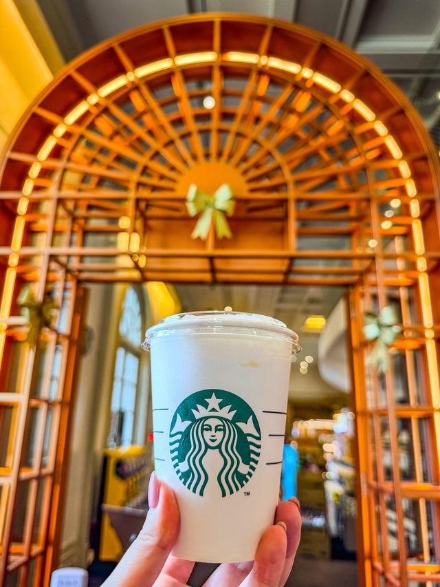 【台南】☕️美術館で優雅なひとときを！Chimei Museum内のスターバックス☕️