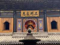 Luohan Temple วัดเก่าแก่กลางเมืองฉงชิ่ง