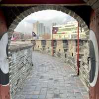 Suwon Fortress: A Stunning Historical Gem🌅🏯✨
