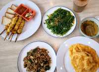 普吉島機場的泰式小吃 Thai Street Food by Kin
