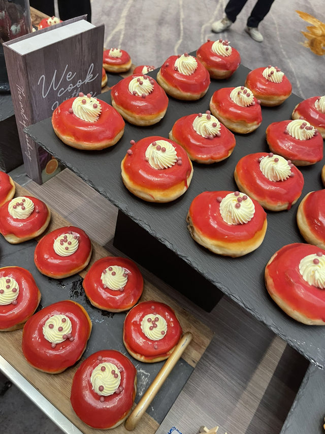 Flow Millennium Hilton Bangkok🥗🍩🧁
