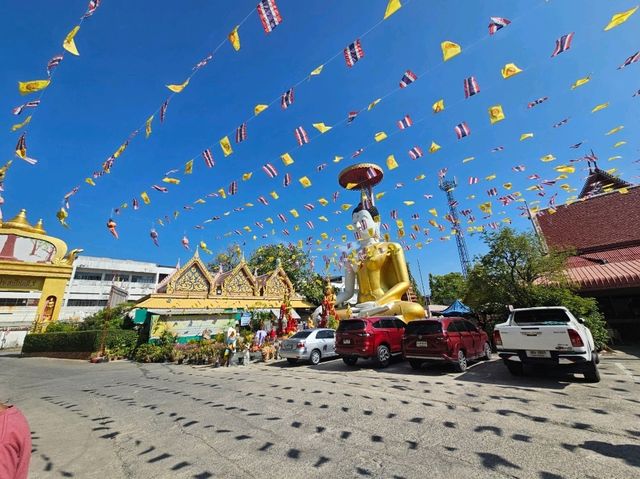 ไหว้พระใหญ่ศักดิ์สิทธิ์ ในจังหวัดอ่างทอง 