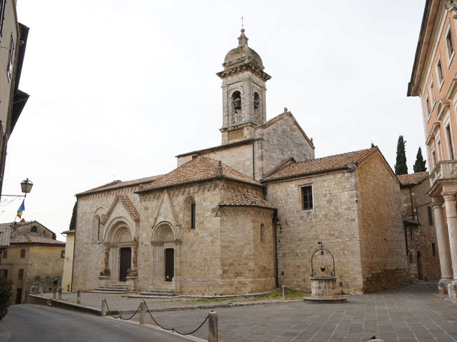 【イタリア・サン・クイリコ・ドルチャ】聖クイリコと聖ジュリッタ参事会教会
