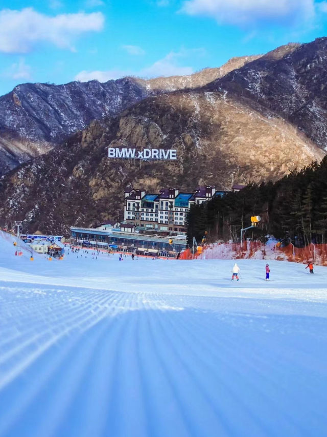 🏔️ Wanlong Ski Resort – The “Davos of China” for Skiing Enthusiasts 🎿❄️