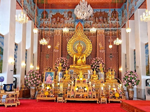 วัดชนะสงคราม ราชวรมหาวิหาร กรุงเทพ