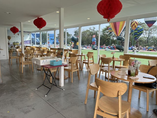 Balloon Cafe’