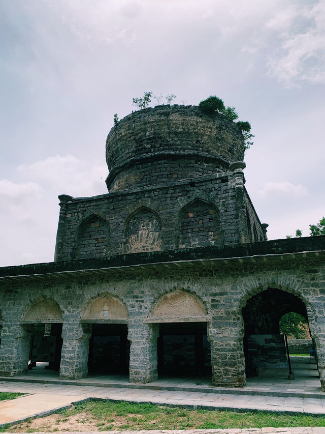 The Unfinished Tomb of Mirza Nizamuddin Ahmed – A Mystery in Stone