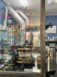 ร้านกาแฟ ☕️ที่สุดของความร้อน