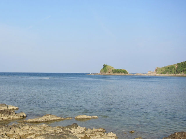 Escape to Paradise: A Beachfront Retreat at Gem Island Resort & Spa