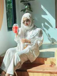 M Leaf cafe - คาเฟ่เขาทอง กระบี่