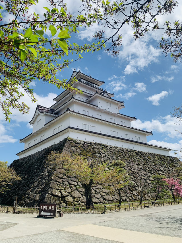Tsuruga Castle ปราสาทไร้พ่ายแห่งฟุกุชิมะ