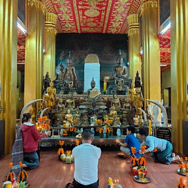 Sacred Walk: A Spiritual Journey at Wat Si Muang 🌟🙏