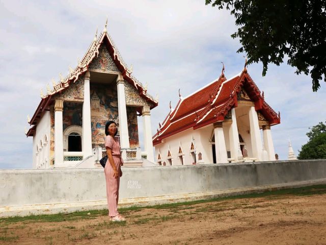 วัดอุโปสถาราม วัดงามลุ่มแม่น้ำสะแกกรัง อุทัยธานี 