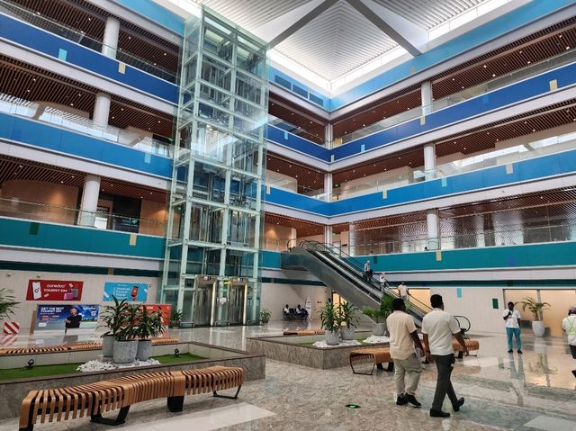 [🇲🇻モルディブ] ヴェラナ国際空港での待機：マンタエアのサファイアラウンジで過ごしたひととき