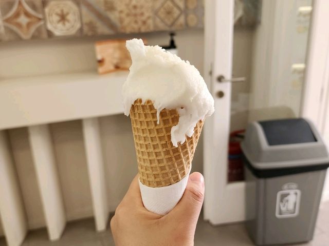 [🇬🇷サントリーニ] 甘党必見！Solo Gelato の絶品ジェラート＆ギリシャヨーグルト