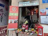 Dawn on Mountain City Trail: Where Chongqing’s Heartbeat Comes Alive