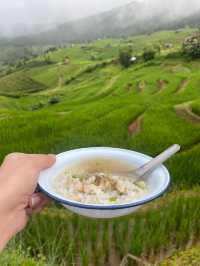 สายหมอกจางๆ ณ บ้านระเบียงนา 🌾