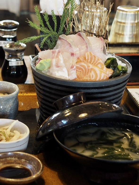 【高知】新鮮な海鮮料理を🐟 活魚 漁ま