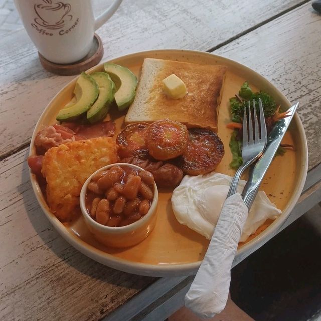 lovely bakes and coffee