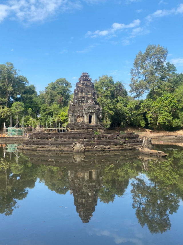 Neak poan temple, a hidden treasure in the heart of beautiful lake